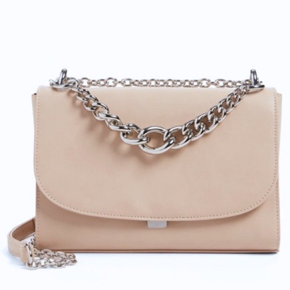 ✨HP✨ Chelsea28 Chain Crossbody Purse